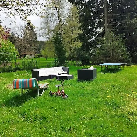 La Maison Aux Volets Ferienhaus *