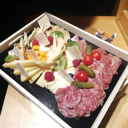 La Maison Aux Volets