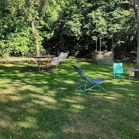 La Maison Aux Volets Chameane