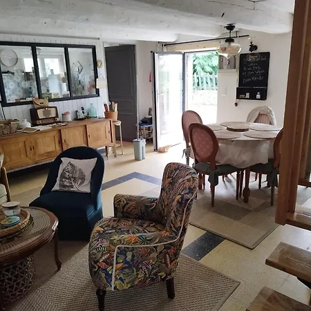 La Maison Aux Volets